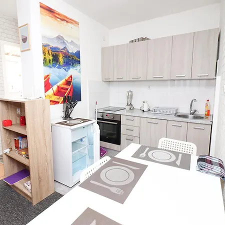 Lofty Living Squre Appartement Skopje